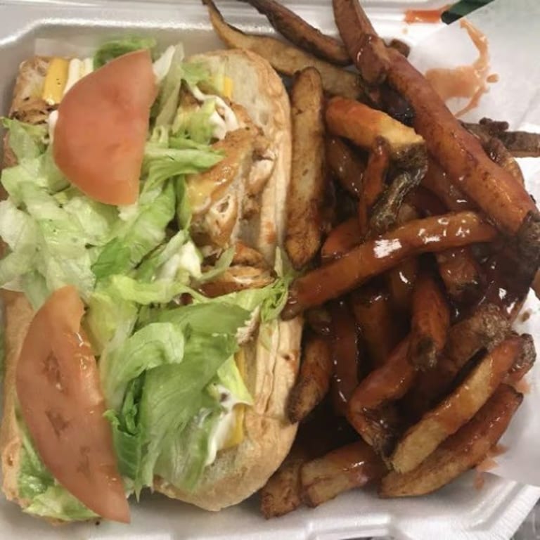 Delicious Chicken Sandwiches: A Must-Try!